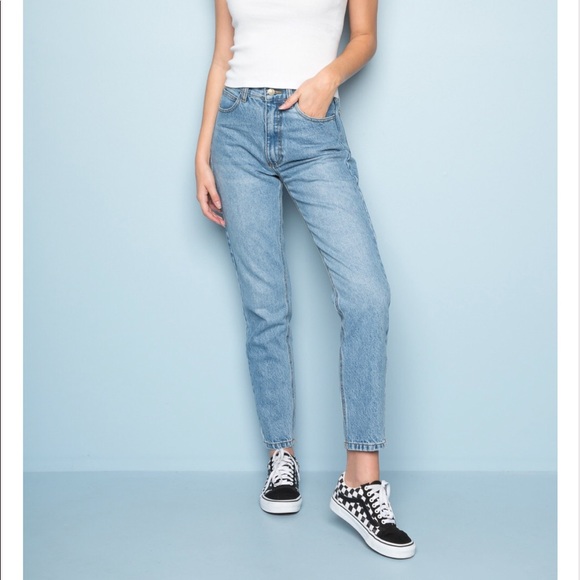 brandy melville jane light wash jeans xs